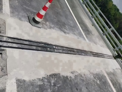 岳麓伸缩缝更换后浇筑材料快速结构修补料速砼的产品特点及施工流程​